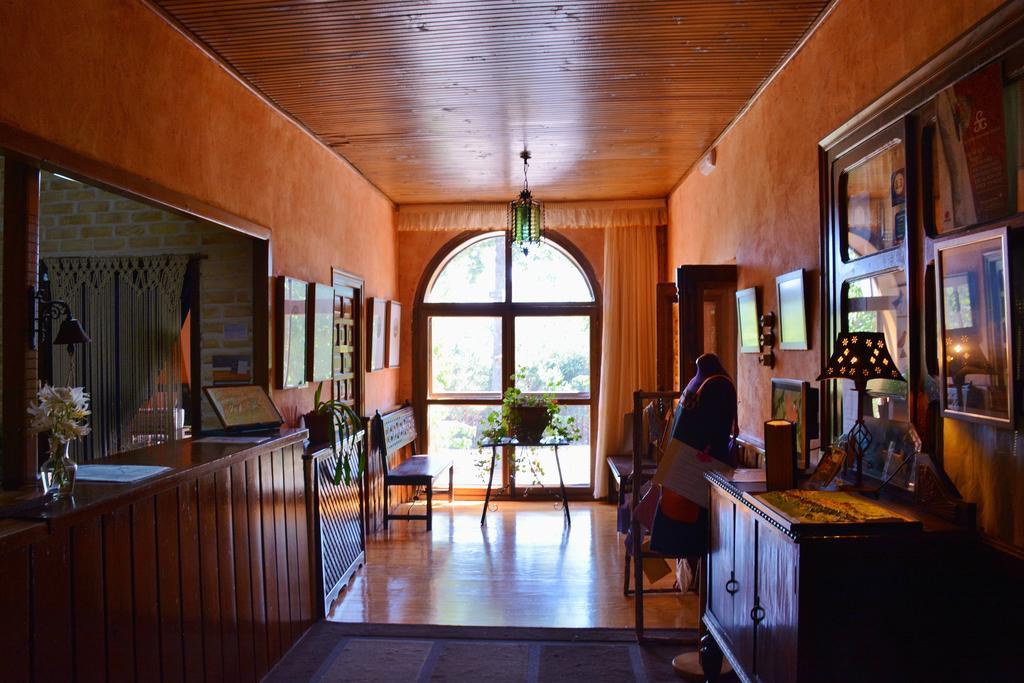 Hospedium Hostal Almanzor Navarredonda Exterior foto